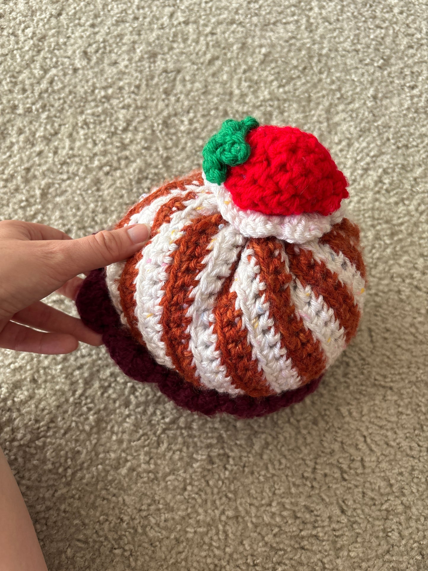 Crochet Stuffed Cupcake