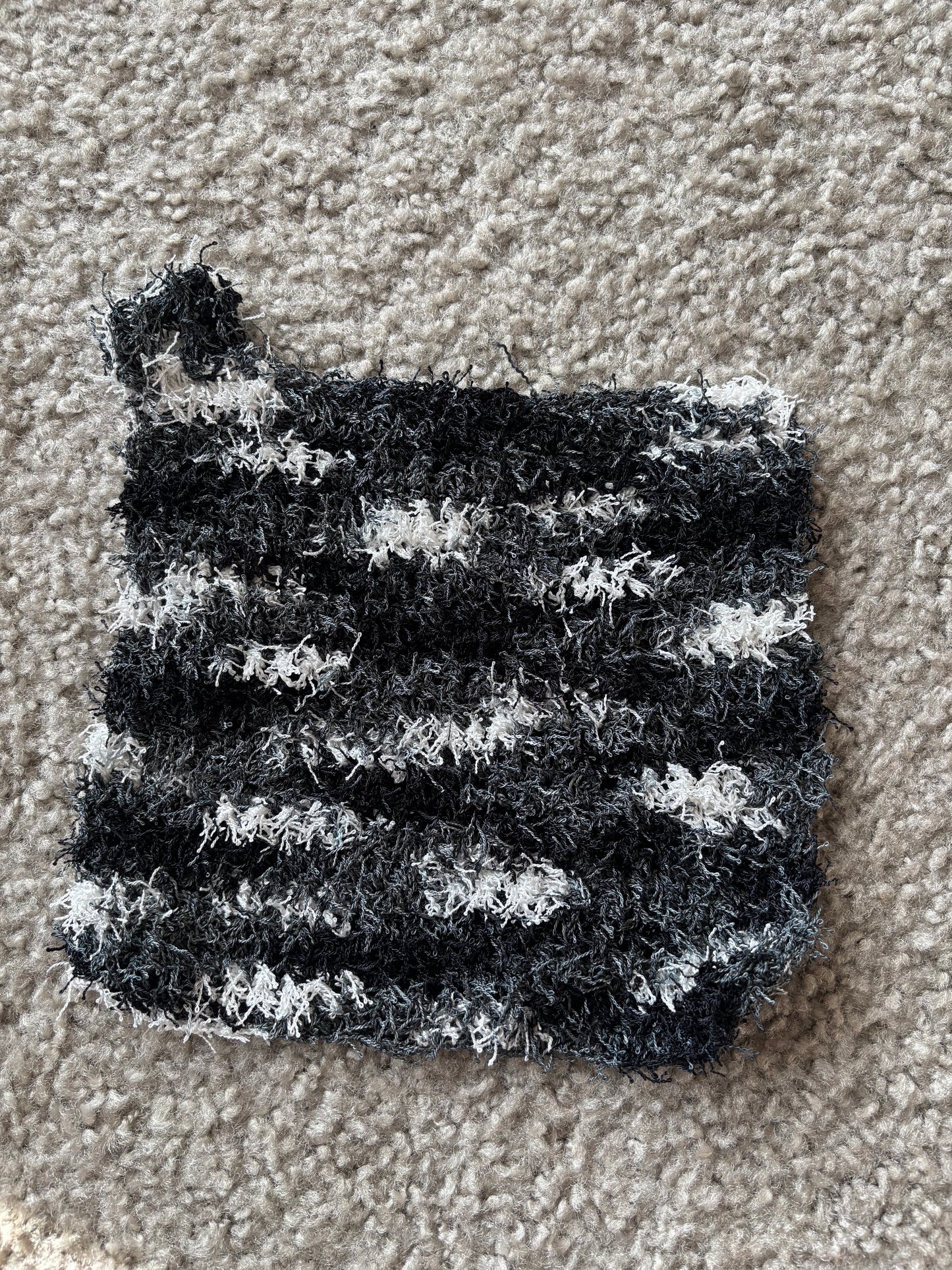 Newsprint Textured Scrubby